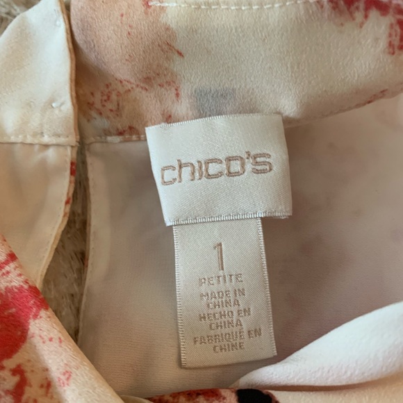 Chico’s, size 1 (8-10). Lovely top, ivory background, twist accent at neck. - Picture 4 of 9